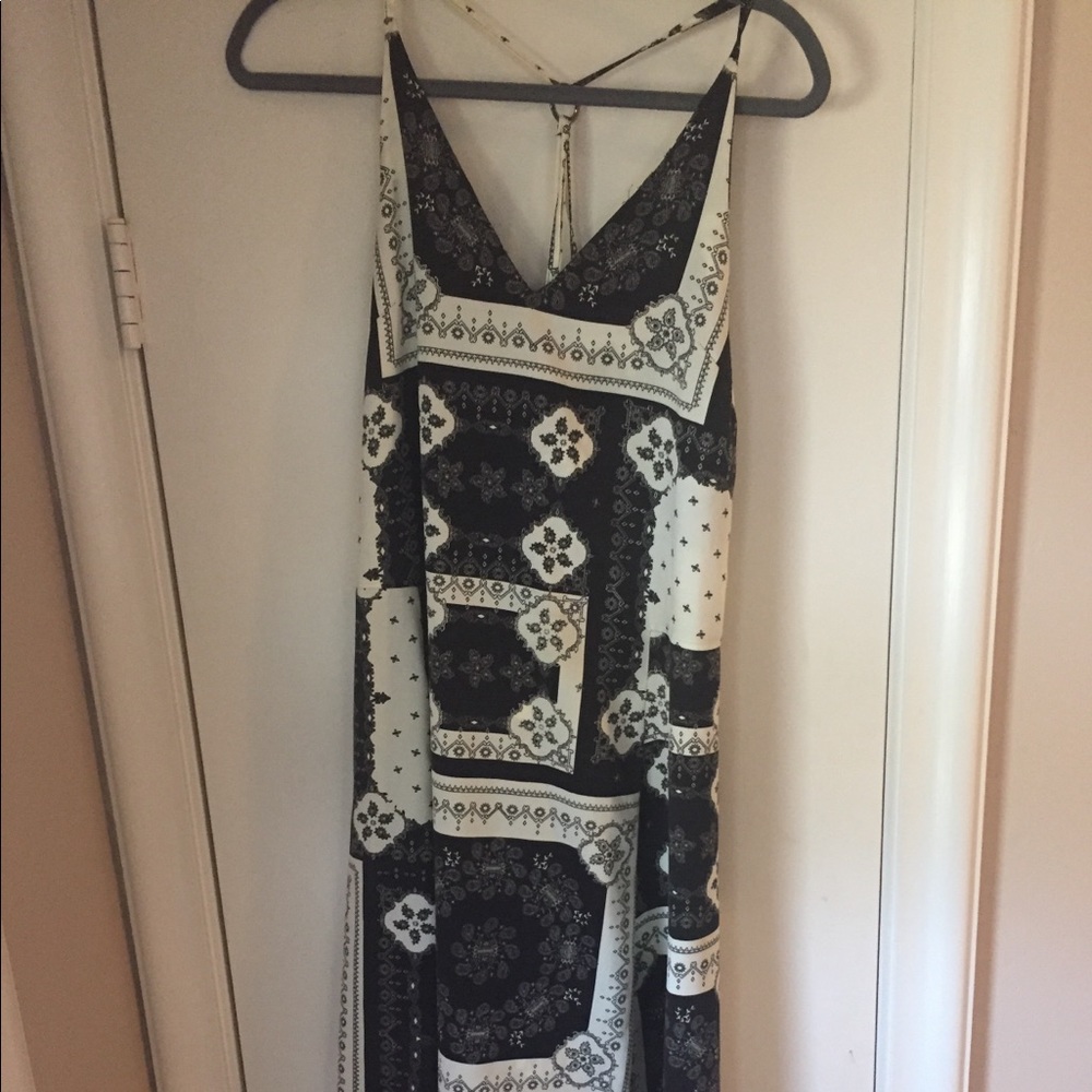 Top Shop black and white dress. NWT.